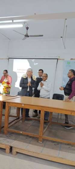 <p>Special Lecture by Prof. Chien-Hsiang Chang, National Cheng Kung University</p>
